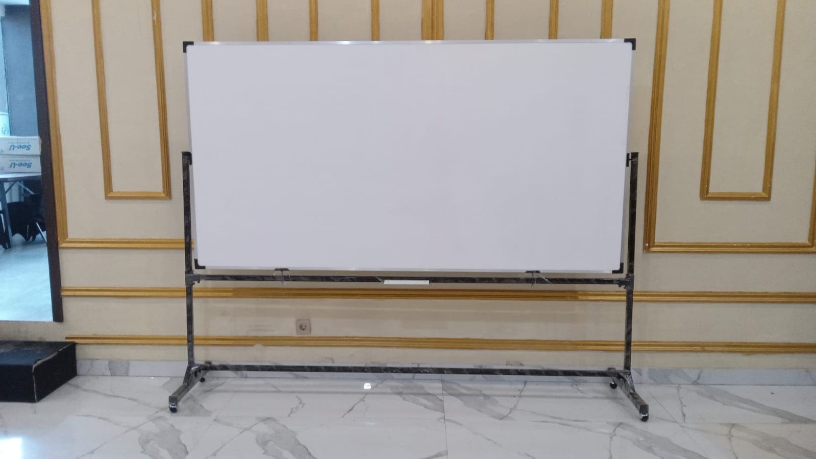 Proses produksi papan tulis 1