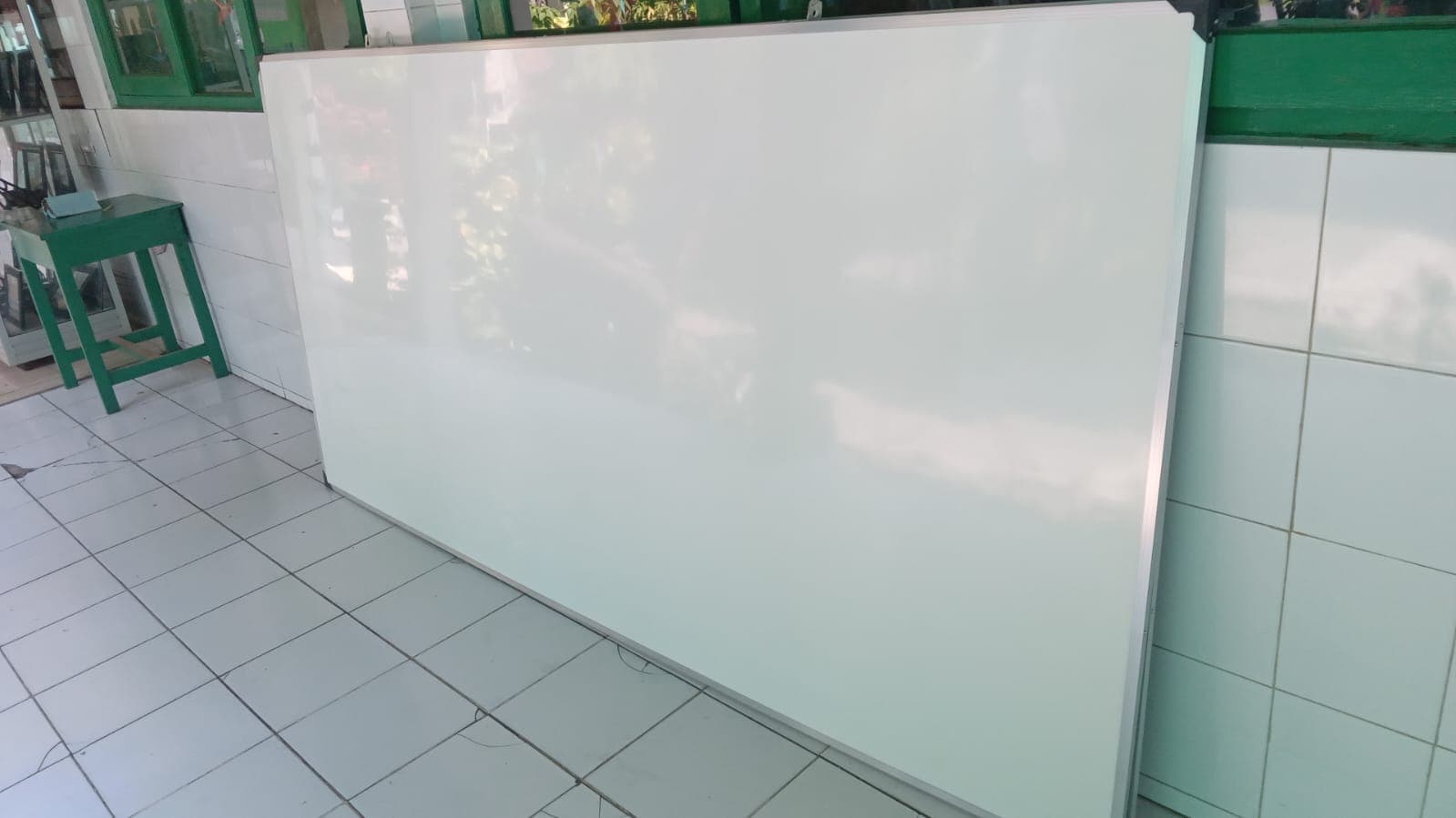 Whiteboard Standar